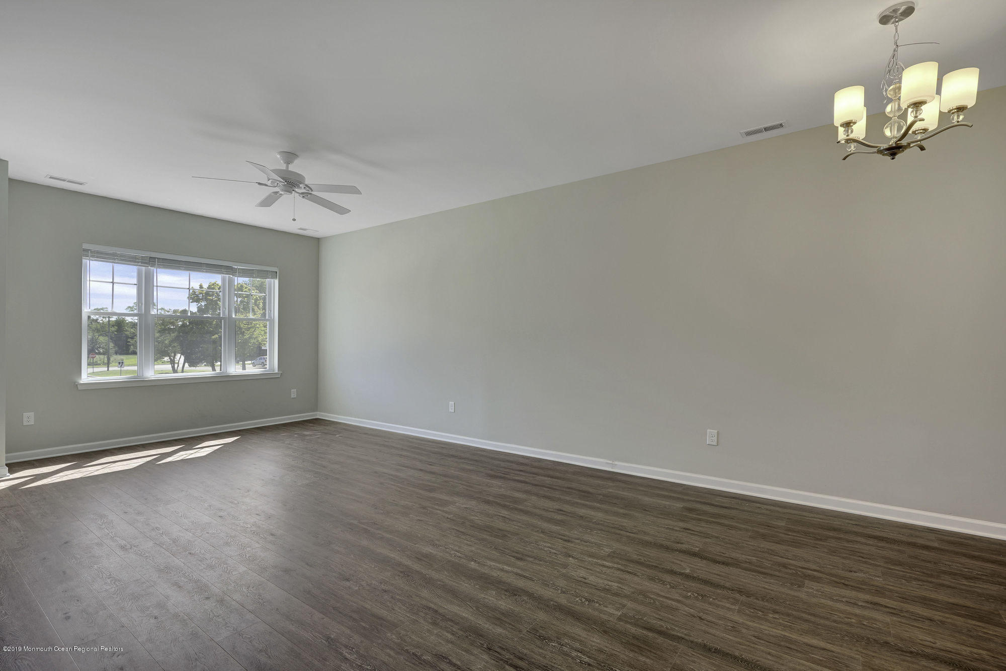 42 Mill Creek Road Bayville, NJ 08721 - Photo 6 of 60 005_dsc06909