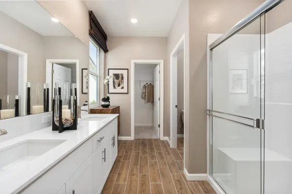 $475,990 | 6812 East Carmen Avenue, Fresno, CA 93727