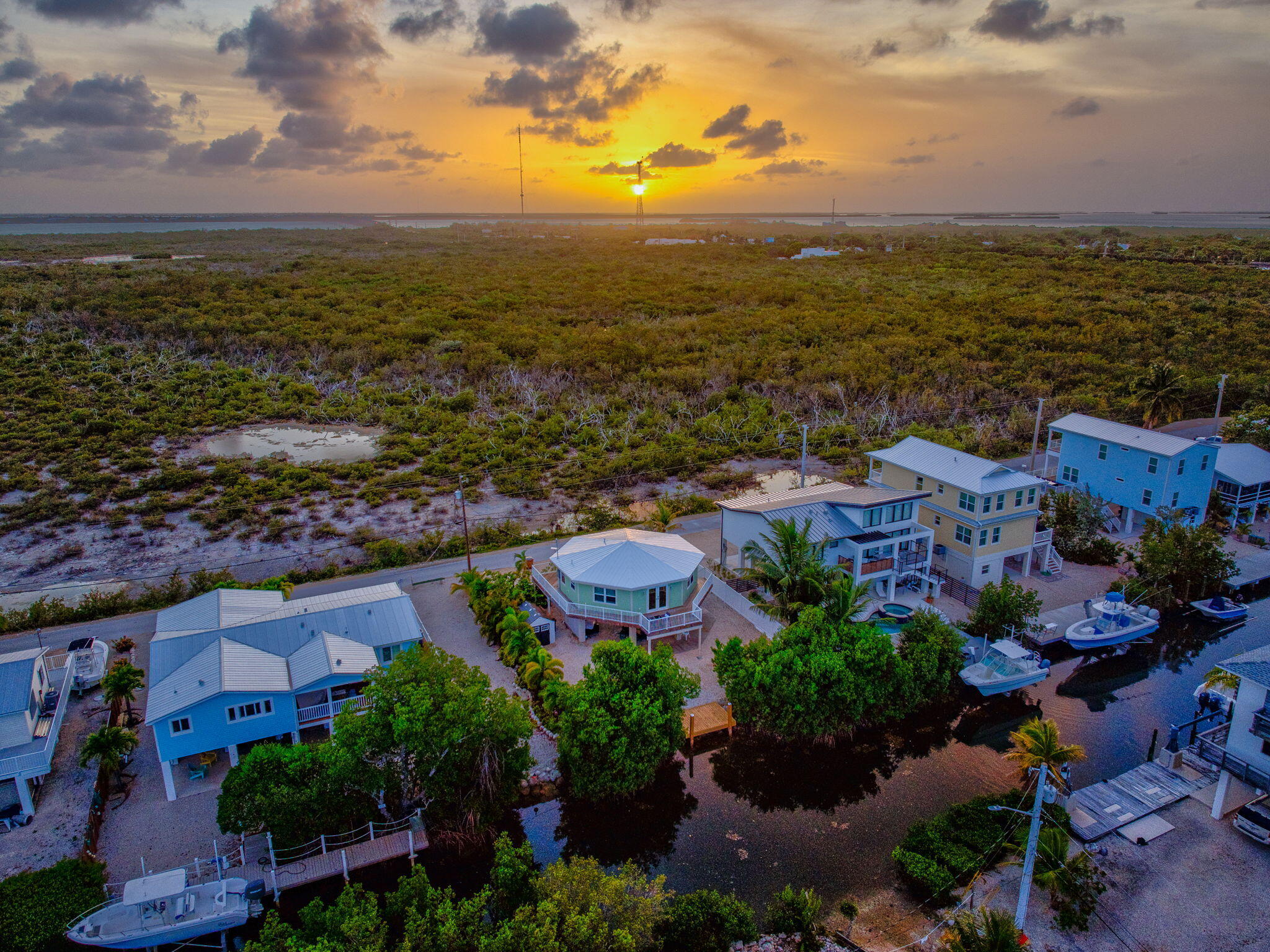 273 Indies Road Summerland Key, FL 33042 - Photo 32 of 37 Sunset Aerial
