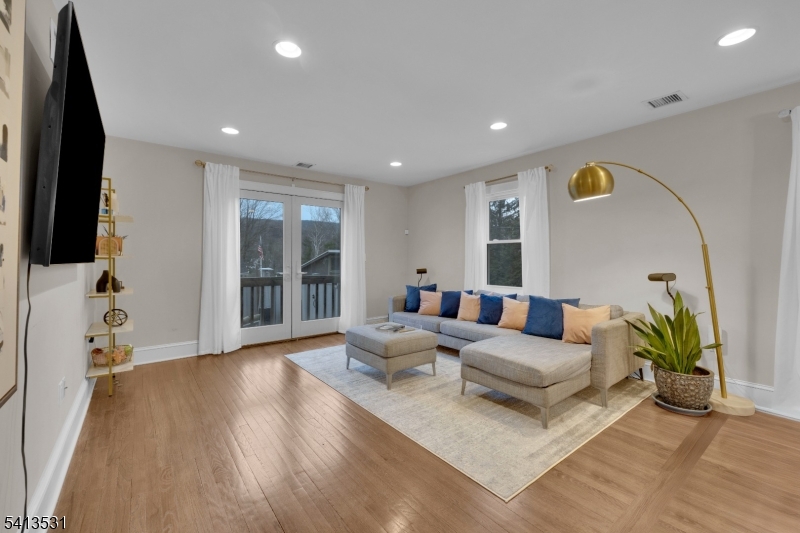 48 Maple Avenue Mendham, NJ 07945 - Photo 16 of 46