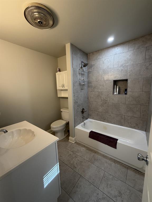 118 Carolyn Street Mansfield, LA 71052 - Photo 26 of 26 a bathroom with a sink a toilet and shower