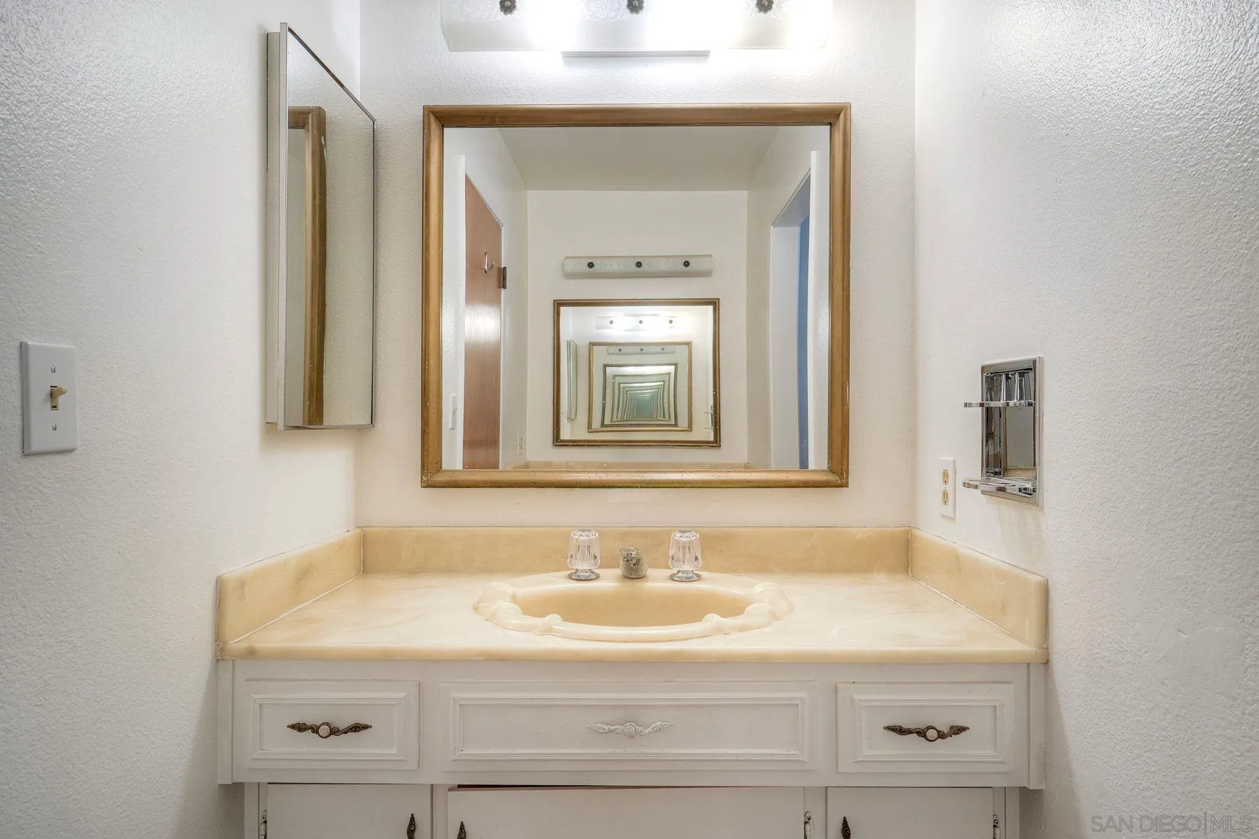 30620 Miller Road Valley Center, CA 92082 - Photo 23 of 62