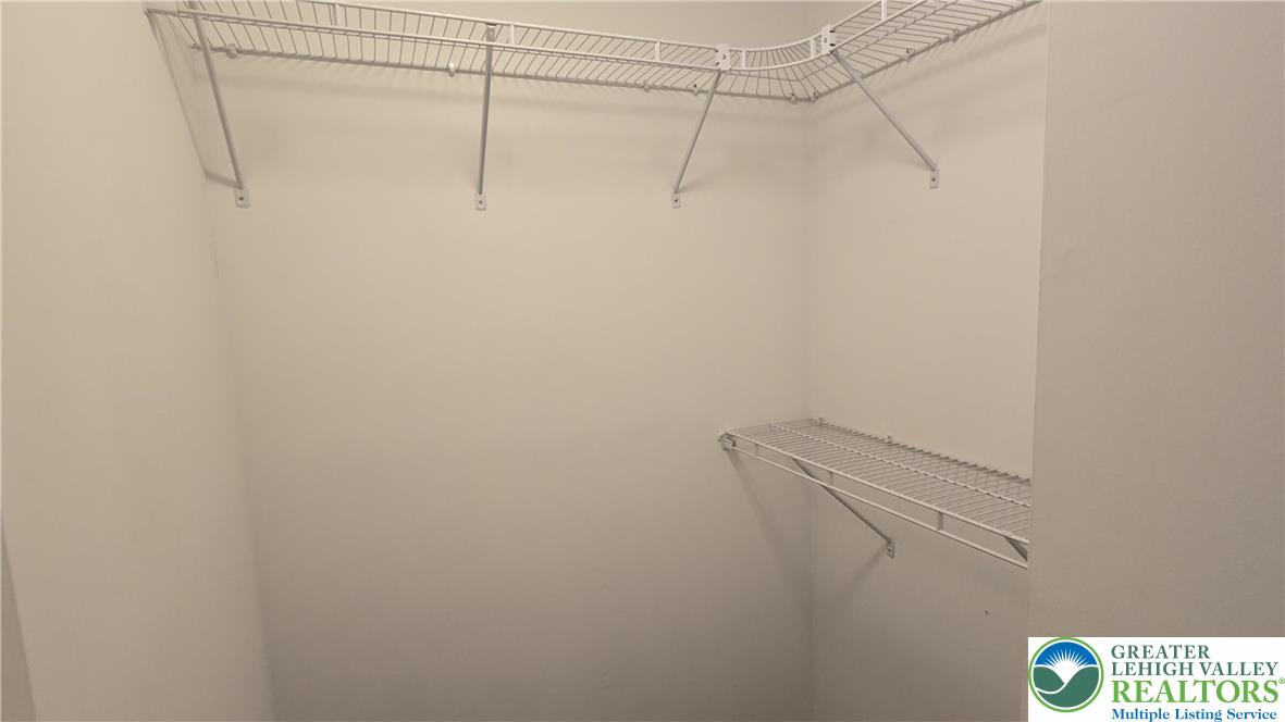 194 Springhouse Road Allentown, PA 18104 - Photo 18 of 34