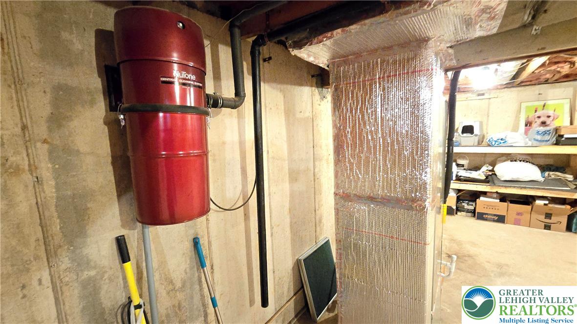 194 Springhouse Road Allentown, PA 18104 - Photo 31 of 34