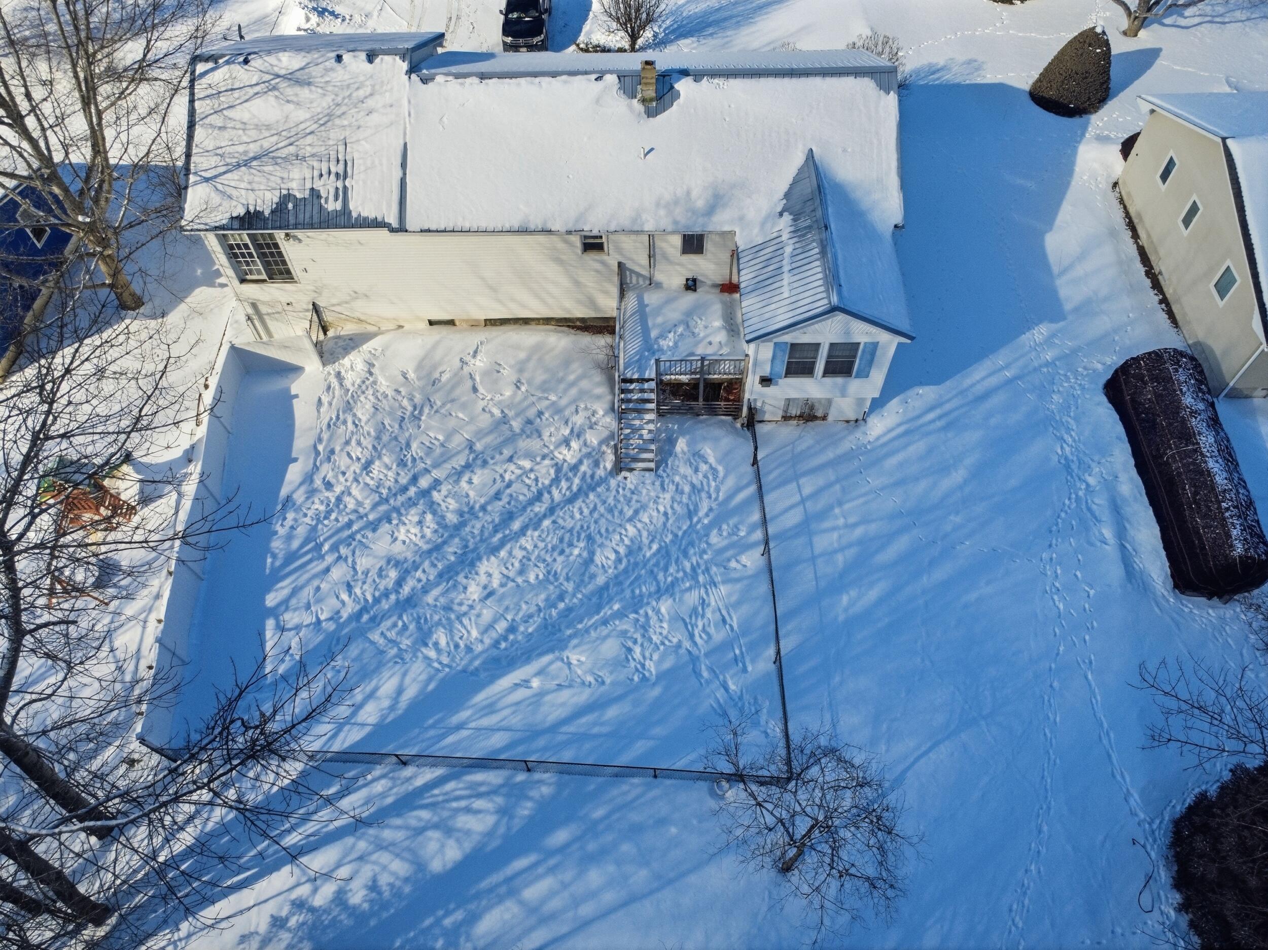 21 Independence Lane East Millinocket, ME 04430 - Photo 5 of 39