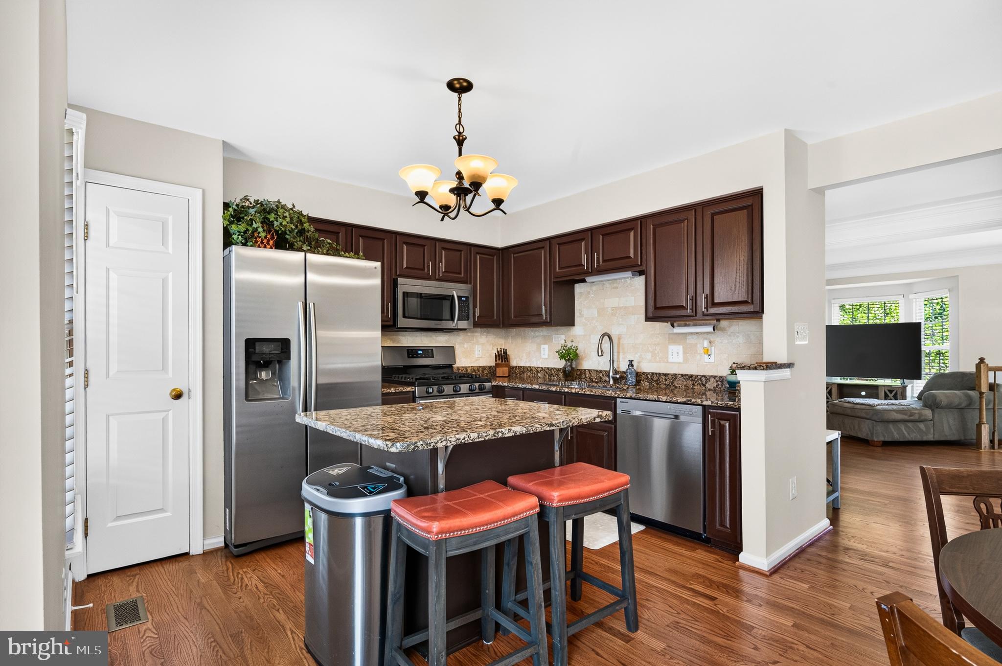 6385 Stagg Court Springfield, VA 22150 - Photo 13 of 50 Gallery Image 13