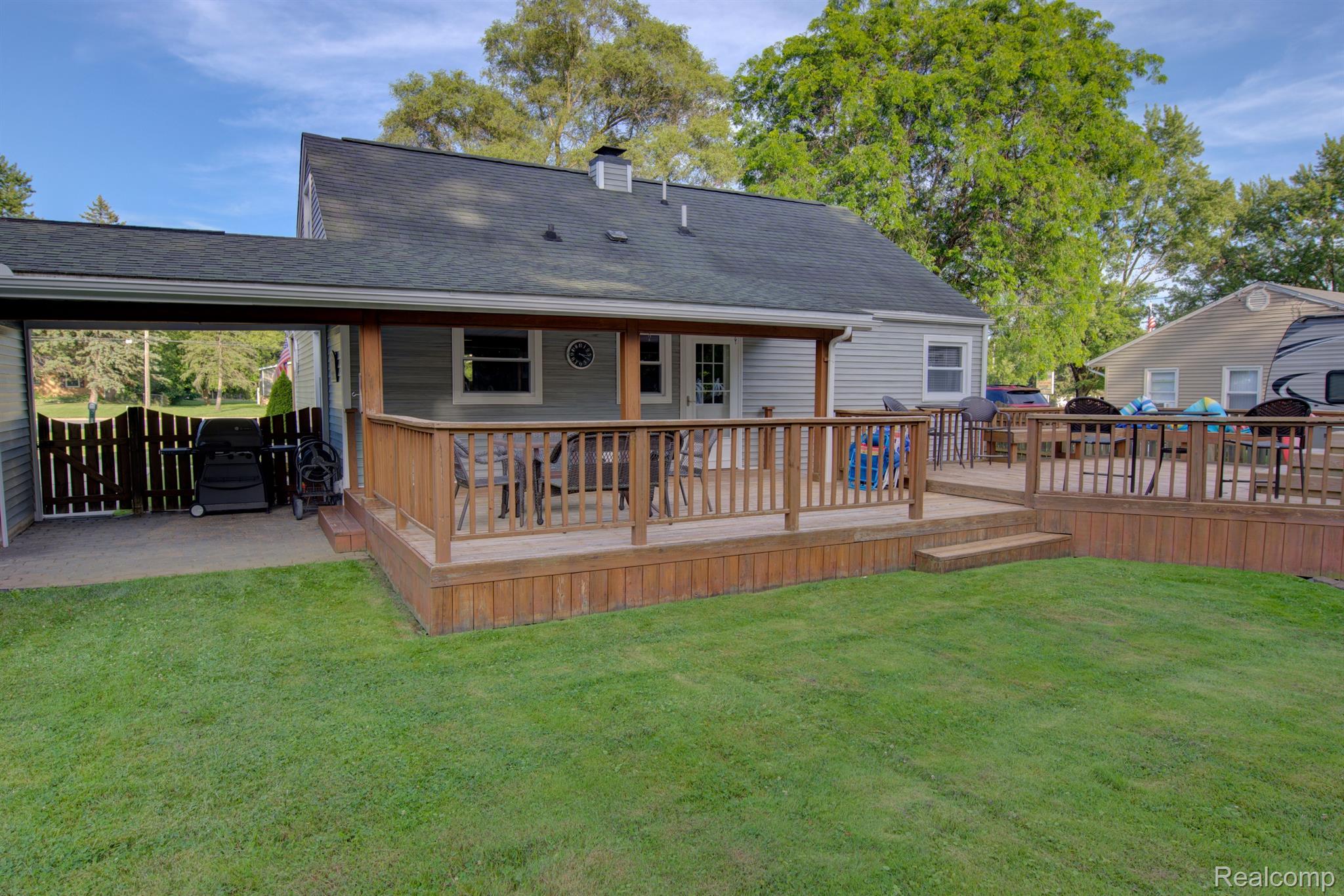 212 Elms Road Flushing, MI 48433 - Photo 28 of 41 Gallery Image 28