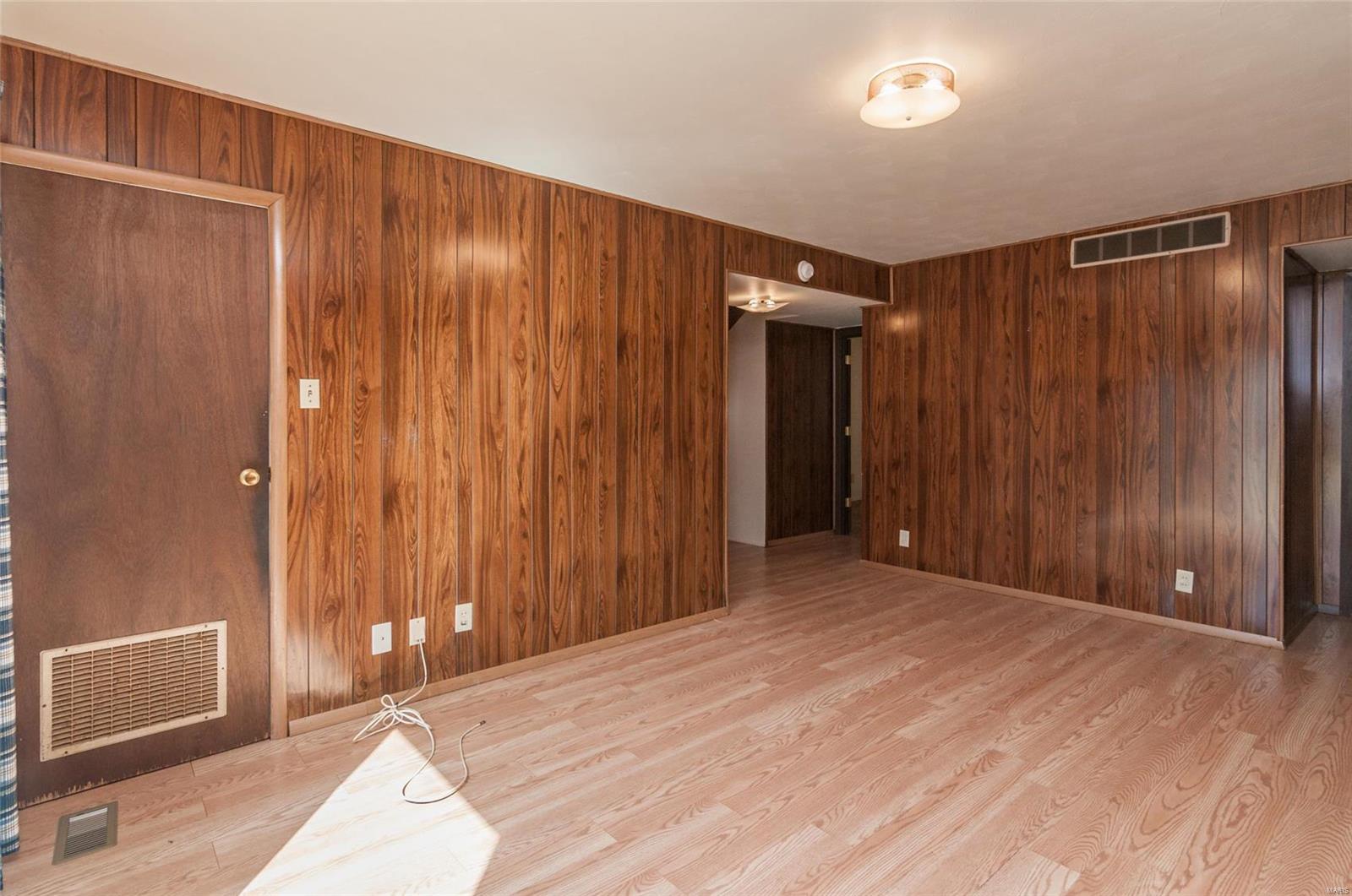 214 Mc Knight Road Fairview Heights, IL 62208 - Photo 18 of 24 Gallery Image 18