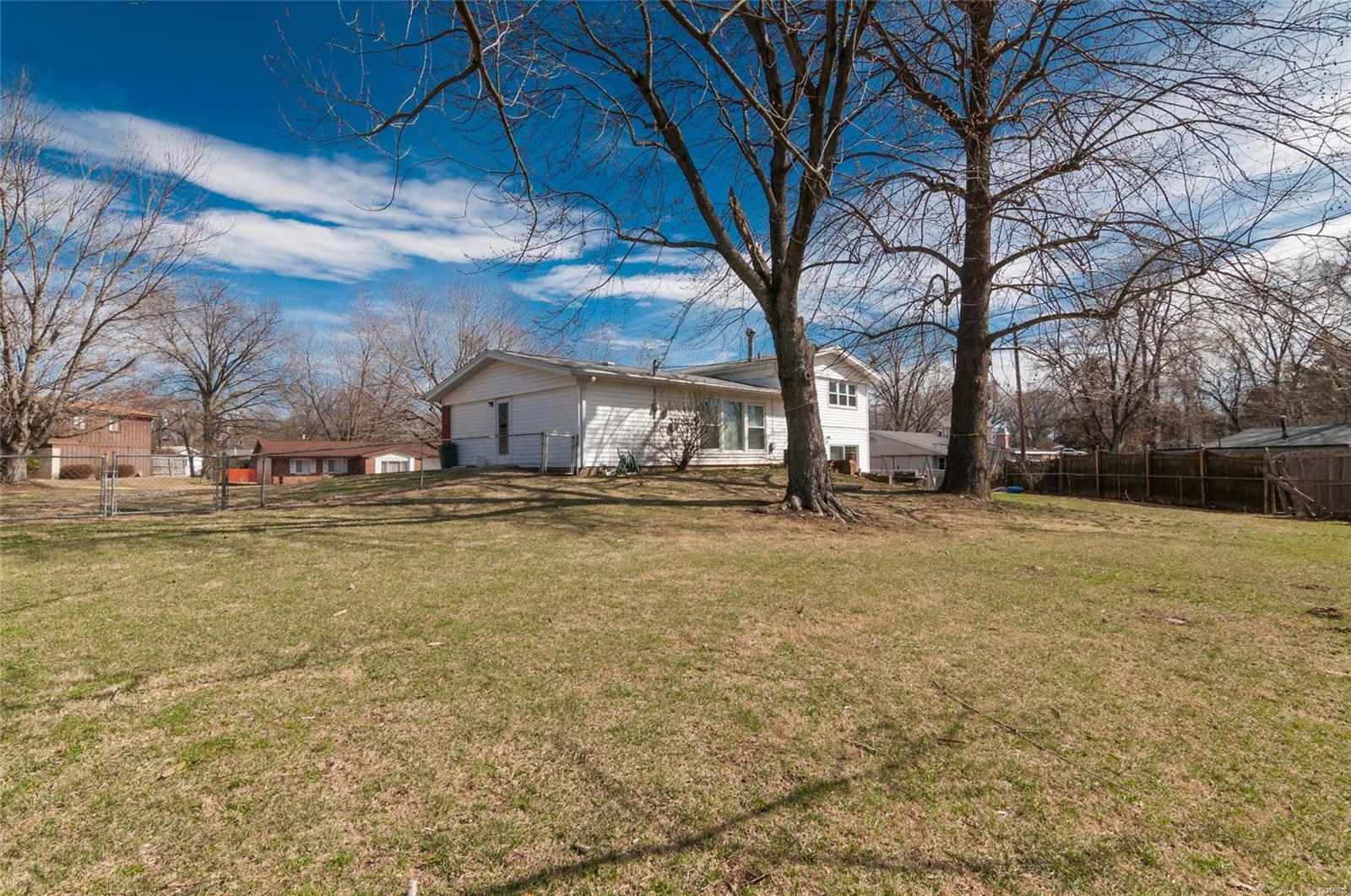 214 Mc Knight Road Fairview Heights, IL 62208 - Photo 21 of 24 Gallery Image 21