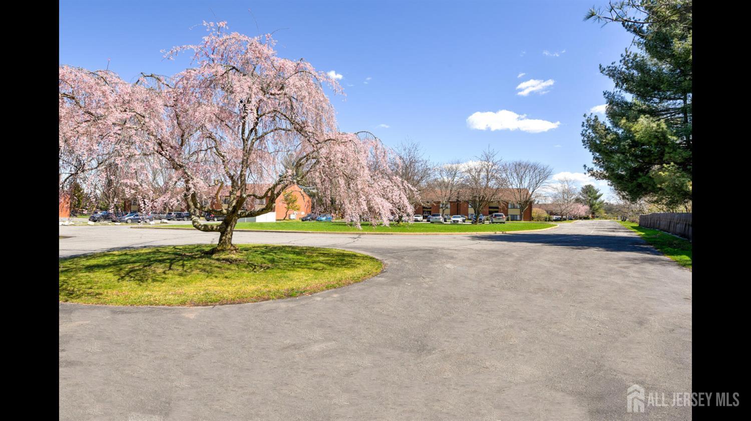 356 Ridge Road, Unit R9 Dayton, NJ 08810 - Photo 8 of 34