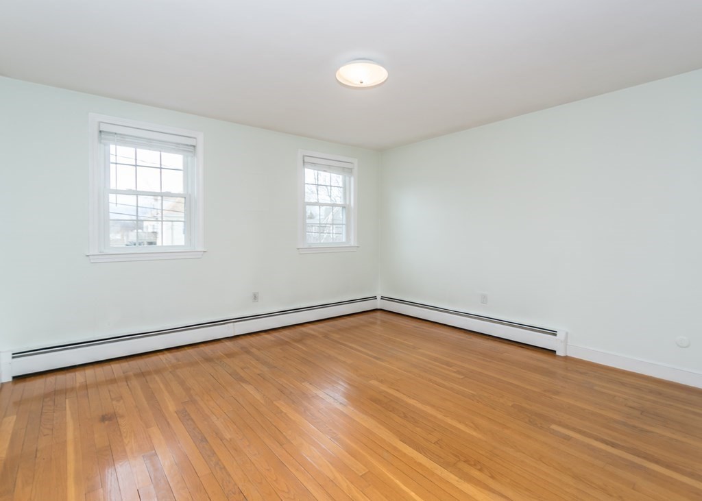 21 Brigham Road Waltham, MA 02453 - Photo 13 of 30 Gallery Image 13
