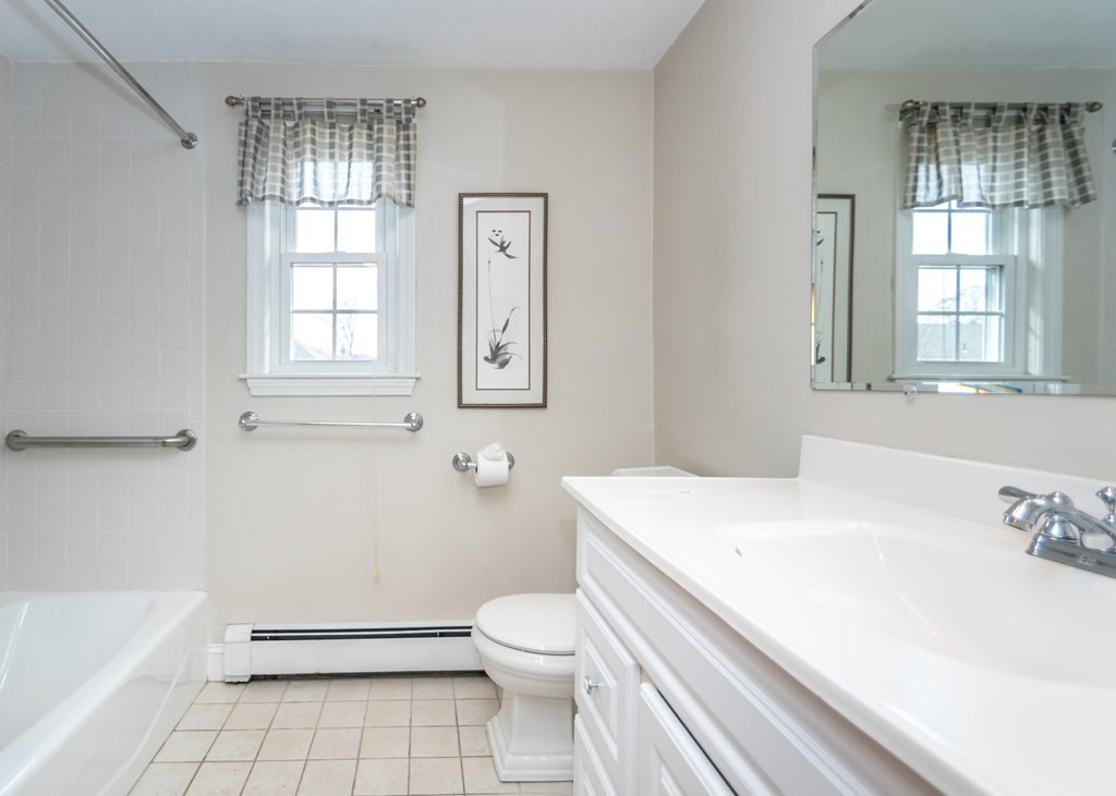 21 Brigham Road Waltham, MA 02453 - Photo 19 of 30 Gallery Image 19