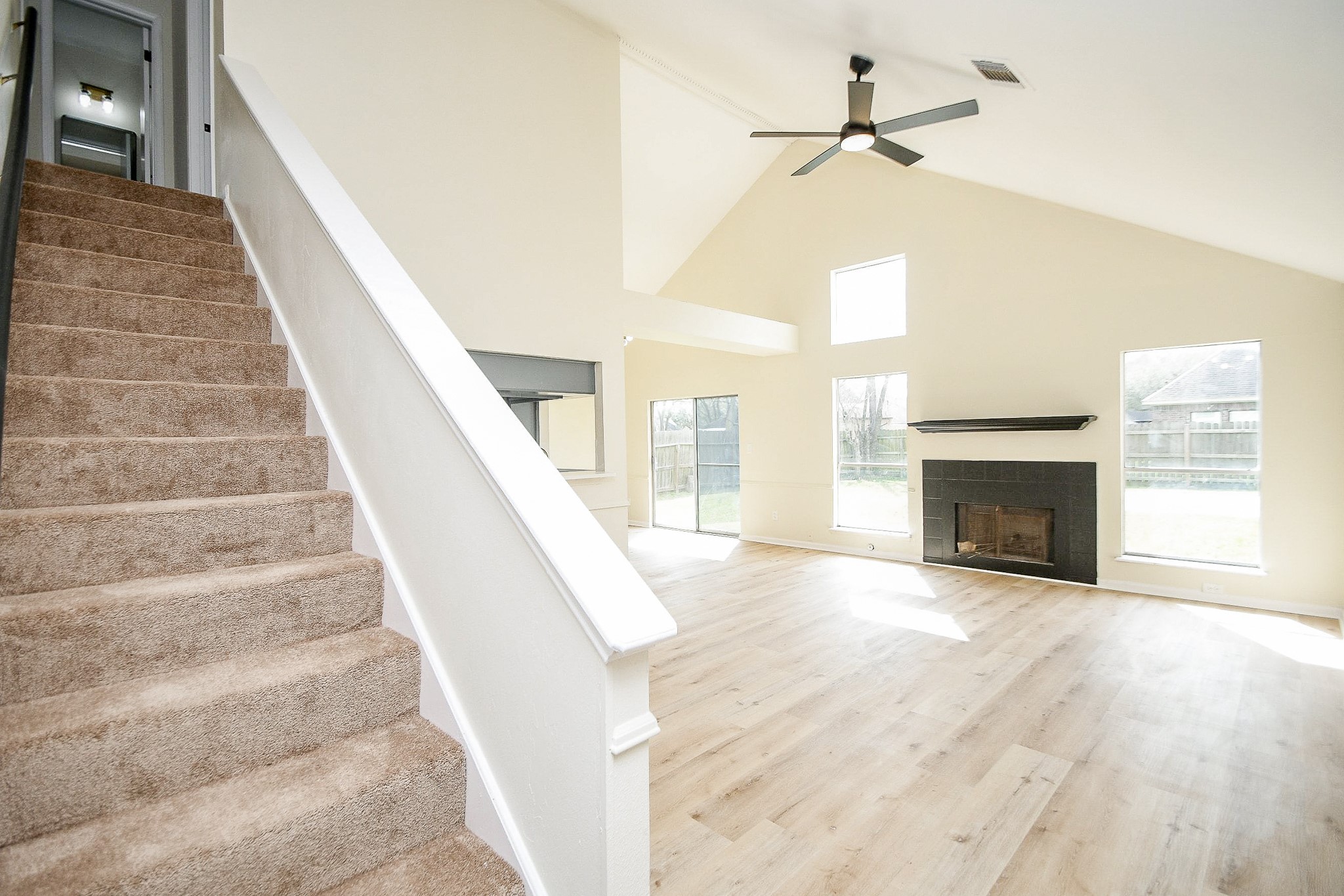 1224 Sagebrush Street Angleton, TX 77515 - Photo 10 of 20