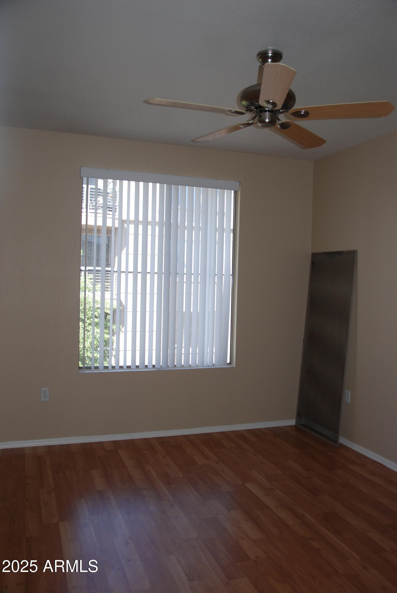 1701 East Colter Street, Unit 5 Phoenix, AZ 85016 - Photo 11 of 14 DSC_0015