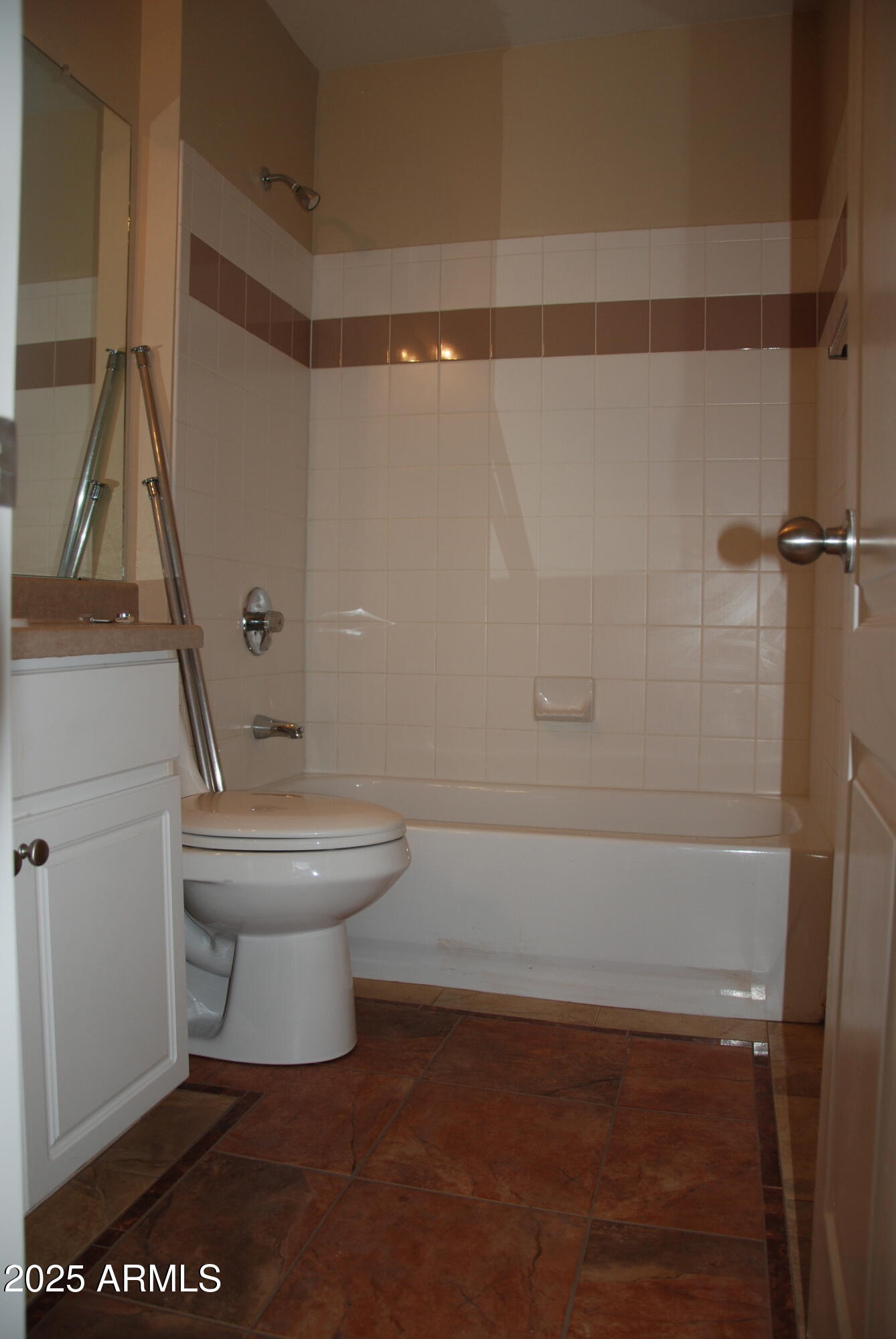 1701 East Colter Street, Unit 5 Phoenix, AZ 85016 - Photo 13 of 14 DSC_0016