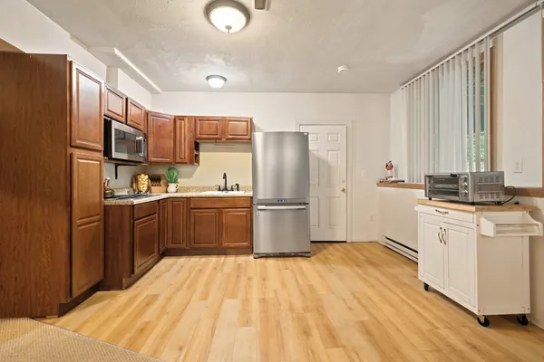 $2,200 | 117 Monks Hill Road, Unit 1, Kingston, MA 02364