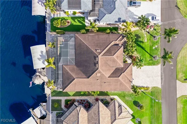 $1,745,000 | 2401 Southwest 52nd Street, Cape Coral, FL 33914
