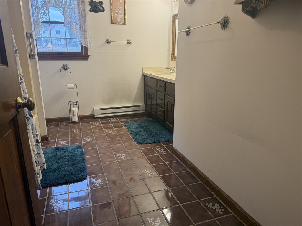 76 Jones Road Hopedale, MA 01747 - Photo 31 of 40 Gallery Image 31