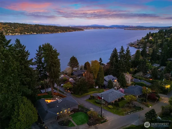 $1,995,000 | 13048 42nd Avenue Northeast, Seattle, WA 98125