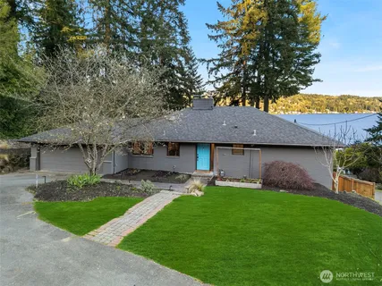 $1,995,000 | 13048 42nd Avenue Northeast, Seattle, WA 98125