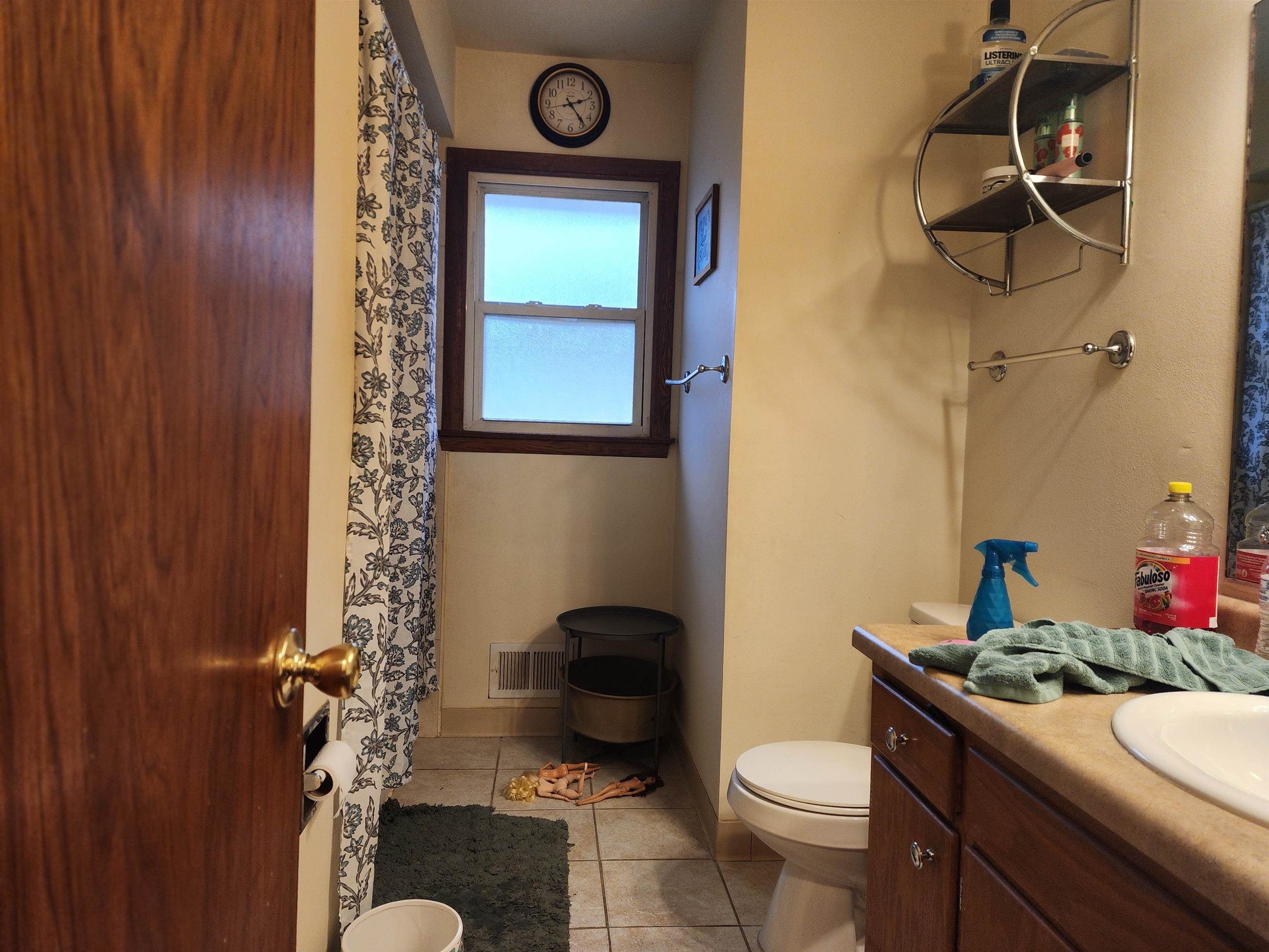 736 Sydney Drive Racine, WI 53402 - Photo 8 of 10