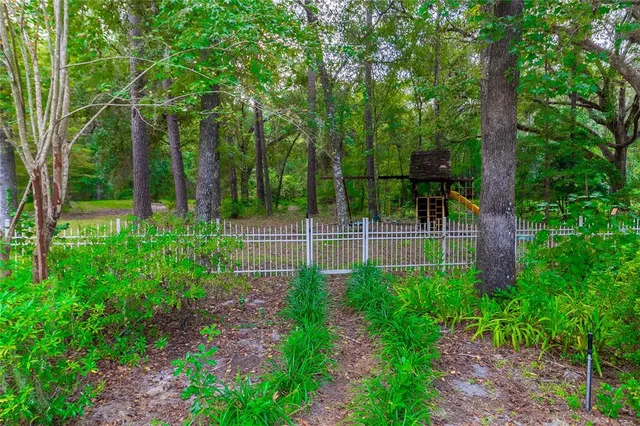 $6,500 | 11121 Northwest 15 Place, Gainesville, FL 32606