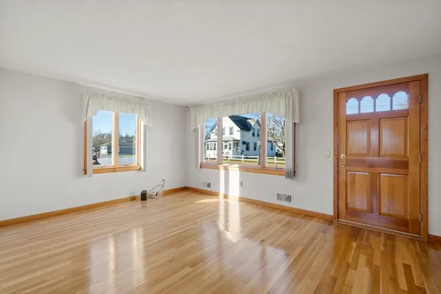 $529,900 | 9 Whitsbourgh Street, Taunton, MA 02780