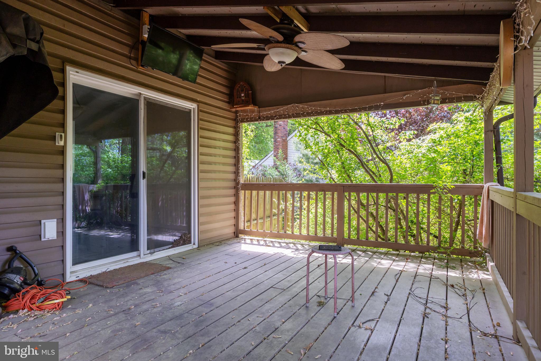 153 Oxford Road Delran, NJ 08075 - Photo 17 of 24 a view of porch with wooden floor