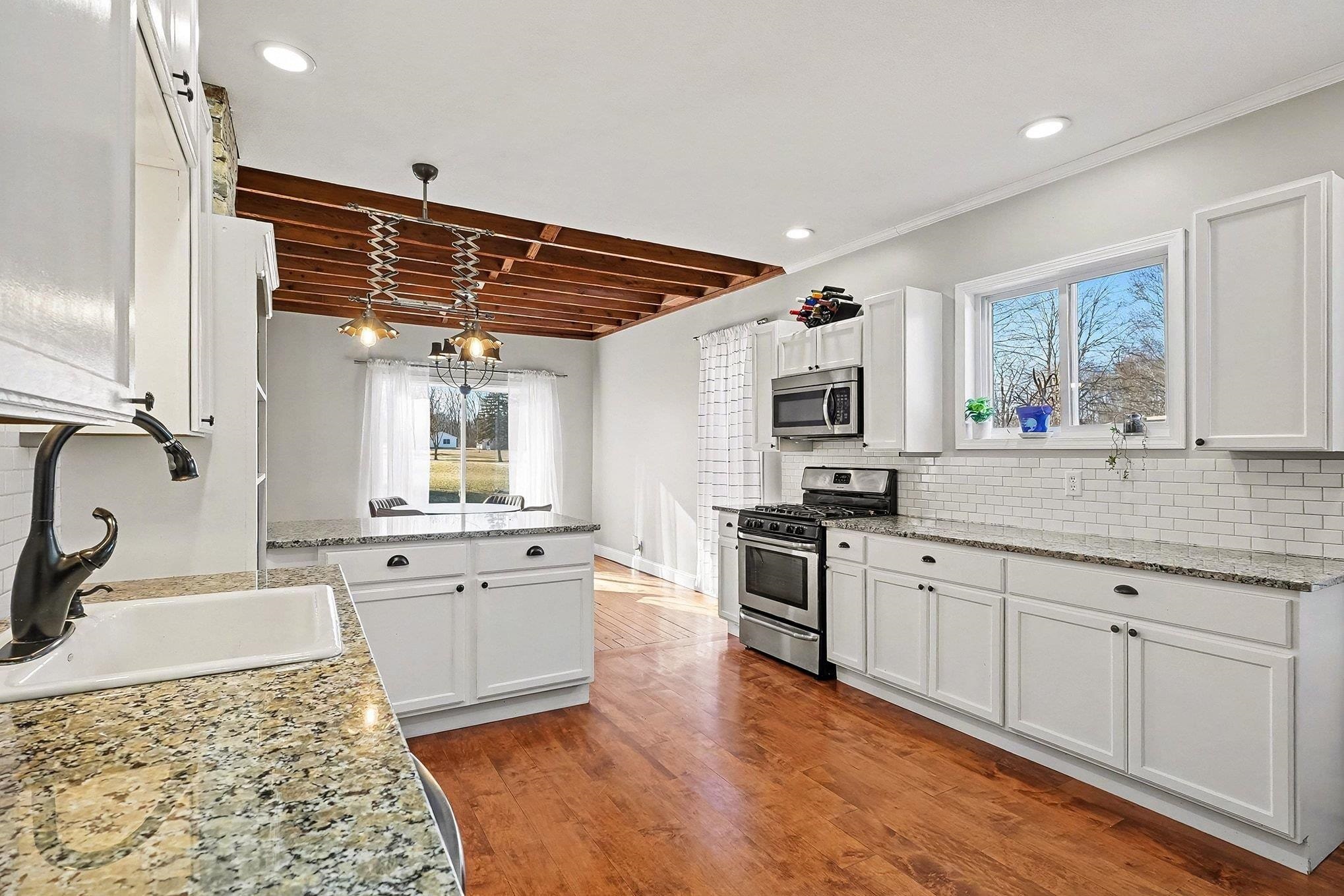3371 Old Kawkawlin Road Bay City, MI 48706 - Photo 11 of 37