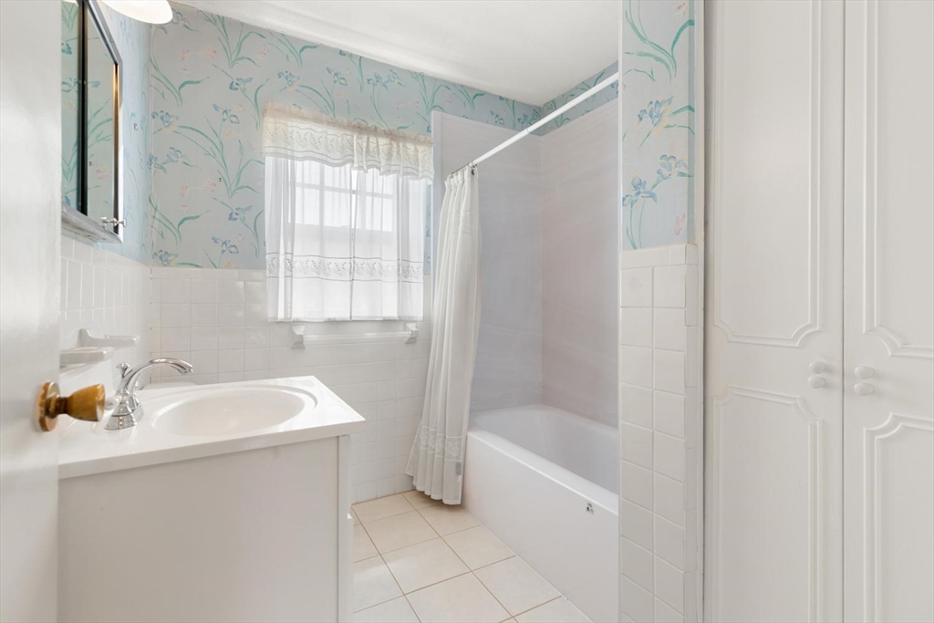 173 Lake Shore Road, Unit 3 Boston, MA 02135 - Photo 30 of 41 Gallery Image 30