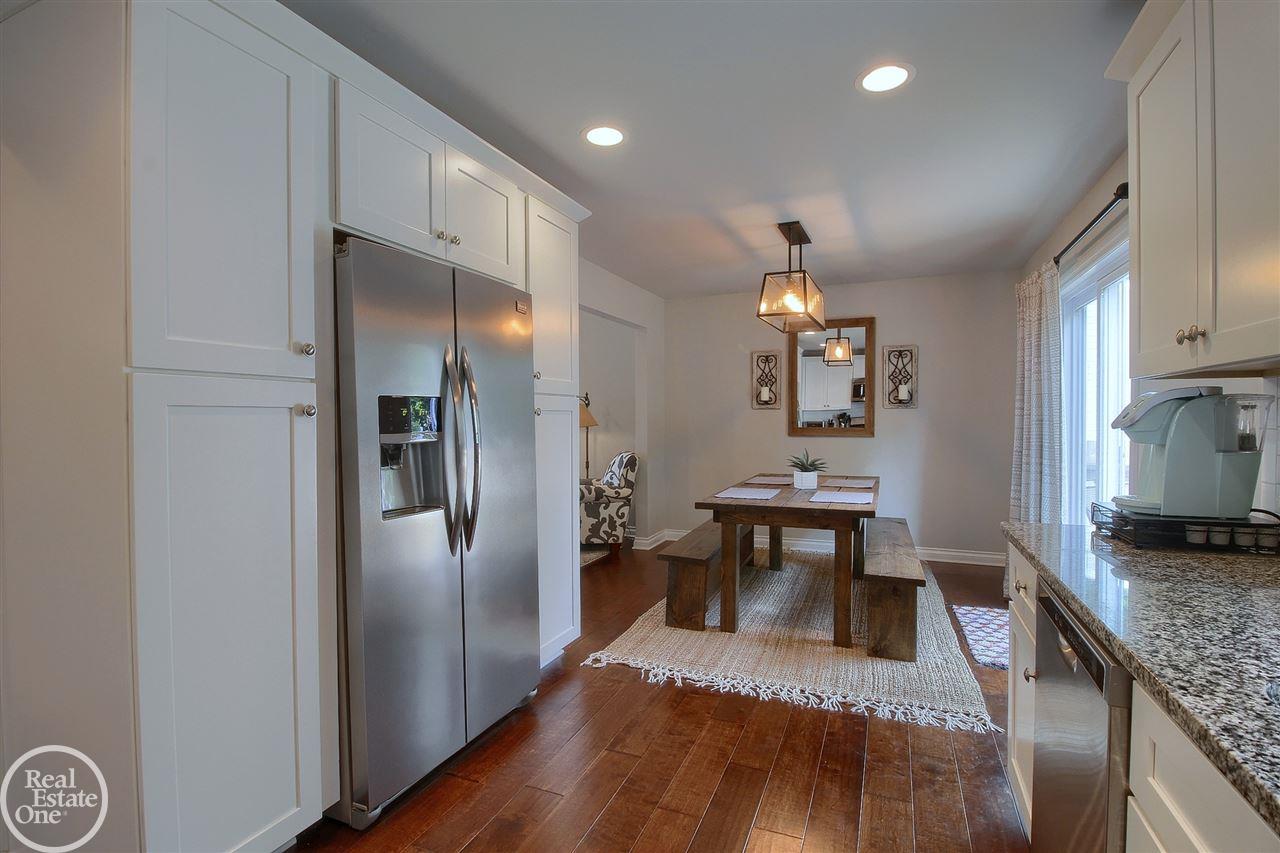 297 Dickenson Street Romeo, MI 48065 - Photo 9 of 29 31390288-8.JPG