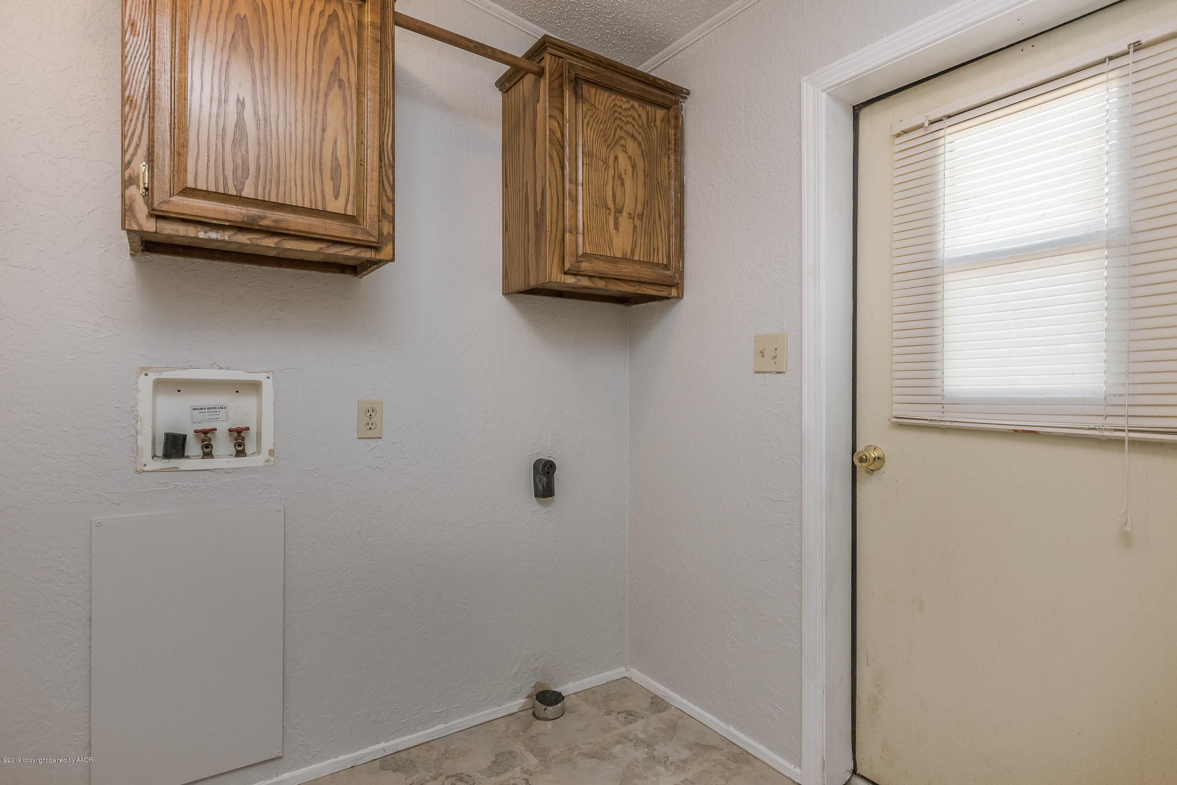 12024 Ranch Trail Amarillo, TX 79118 - Photo 14 of 29 Utility Room