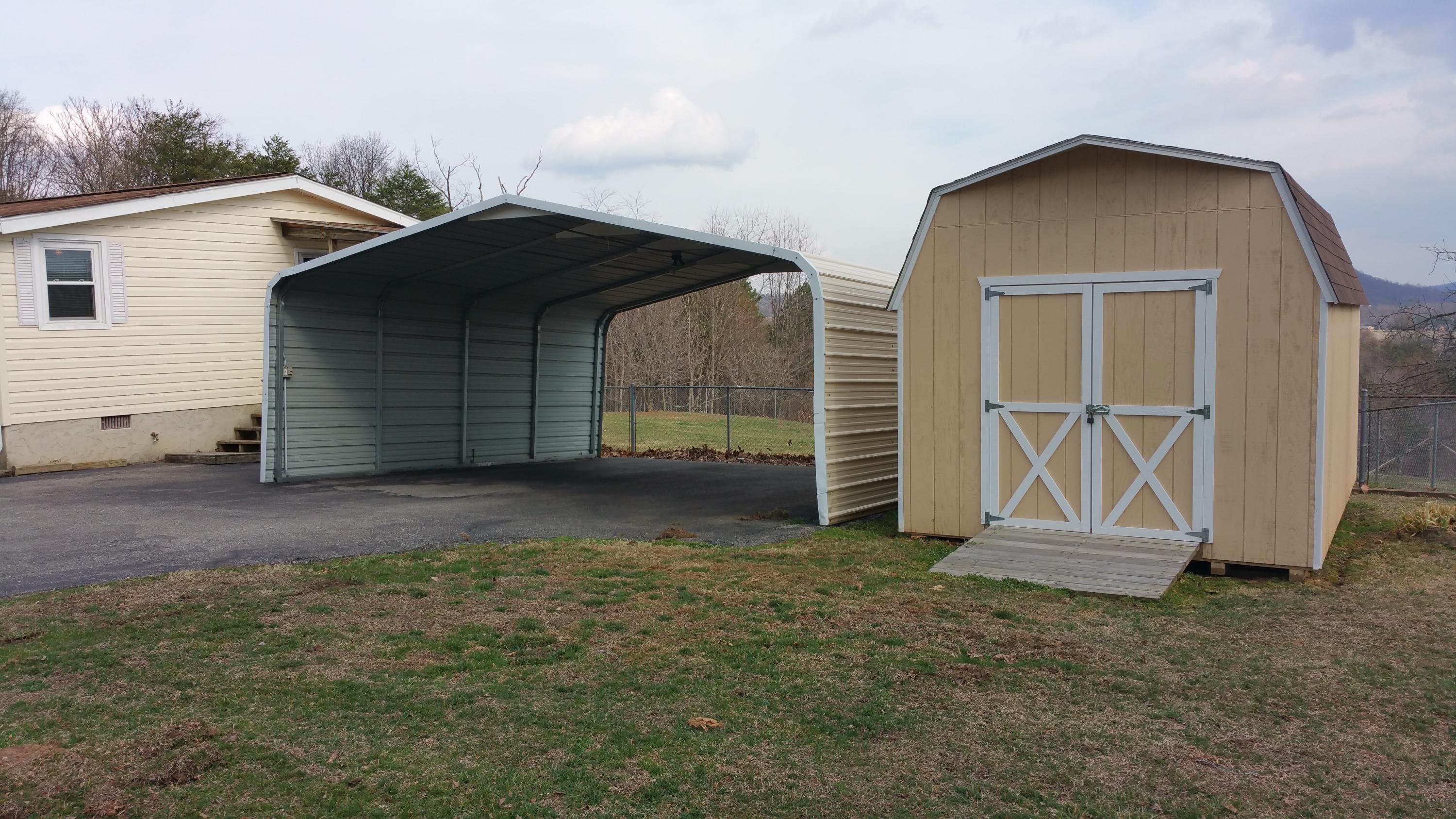 105 Indian Rose Road Vinton, VA 24179 - Photo 34 of 44 2015-03-17 16.29.35.jpg