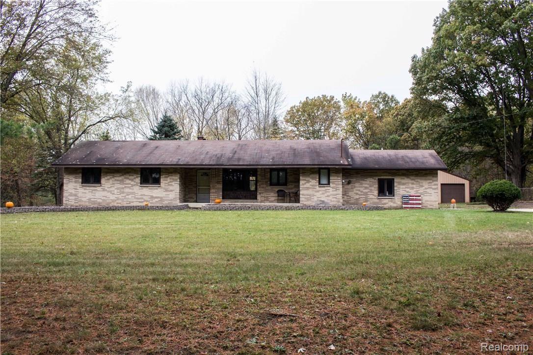 10330 Pettit Road Birch Run, MI 48415 - Photo 32 of 33 Pettit-36.JPG
