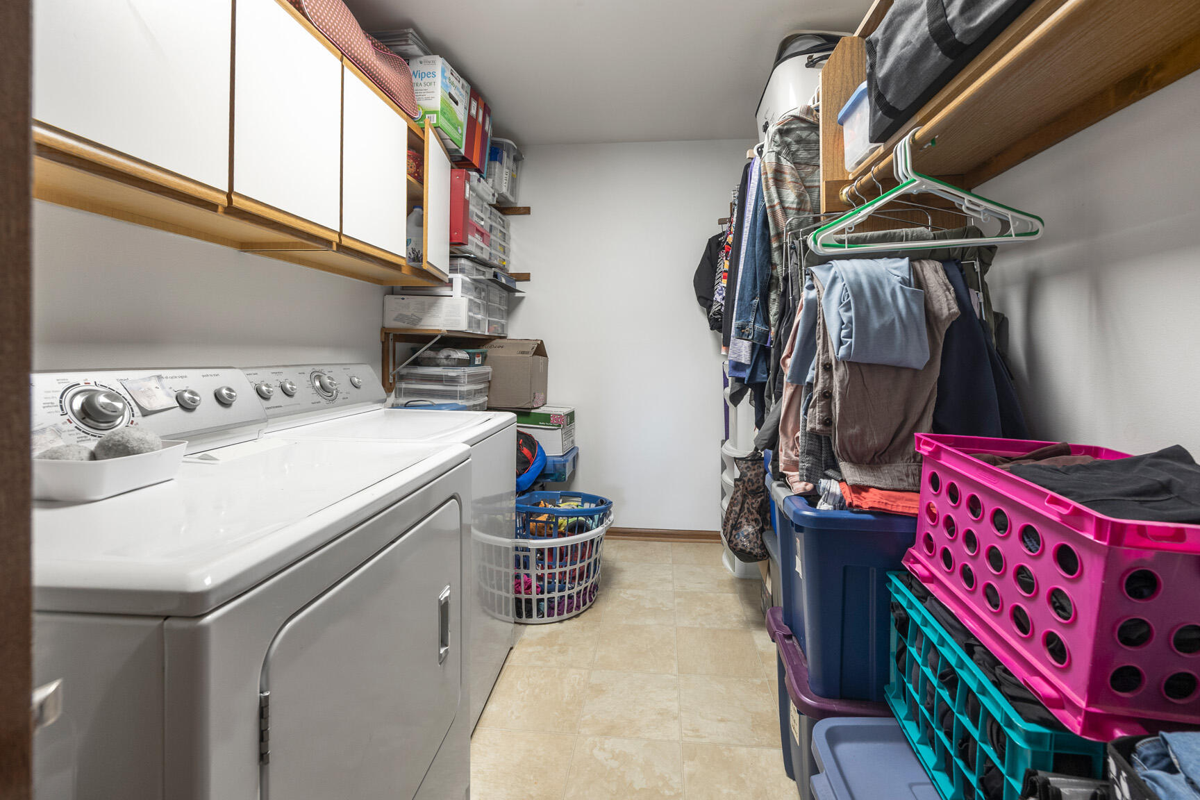 4835 Easy Street, Unit 11 Delafield, WI 53029 - Photo 20 of 25 Laundry