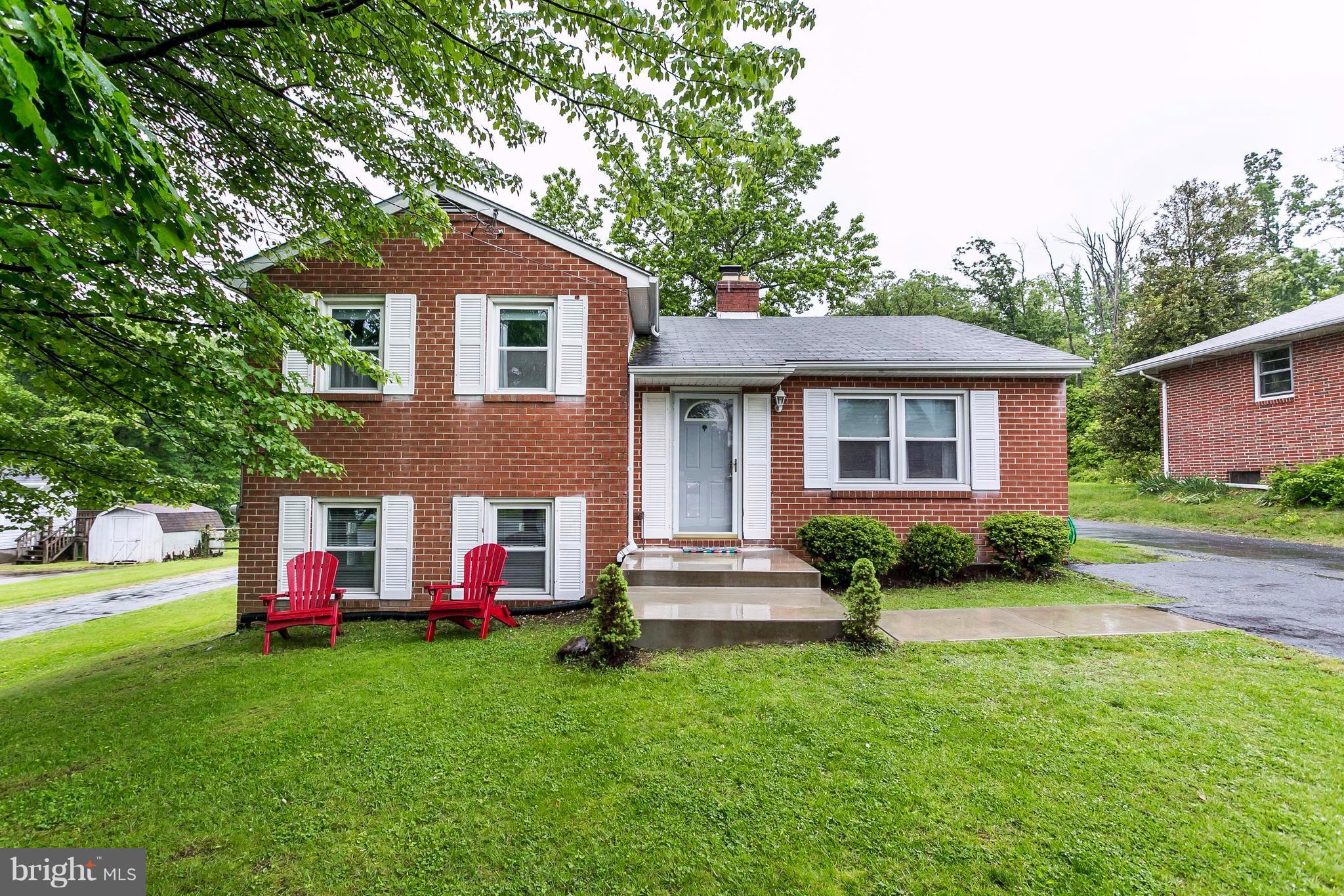 9216 Avondale Road Baltimore, MD 21234 - Photo 1 of 30 Maintenance free brick exterior