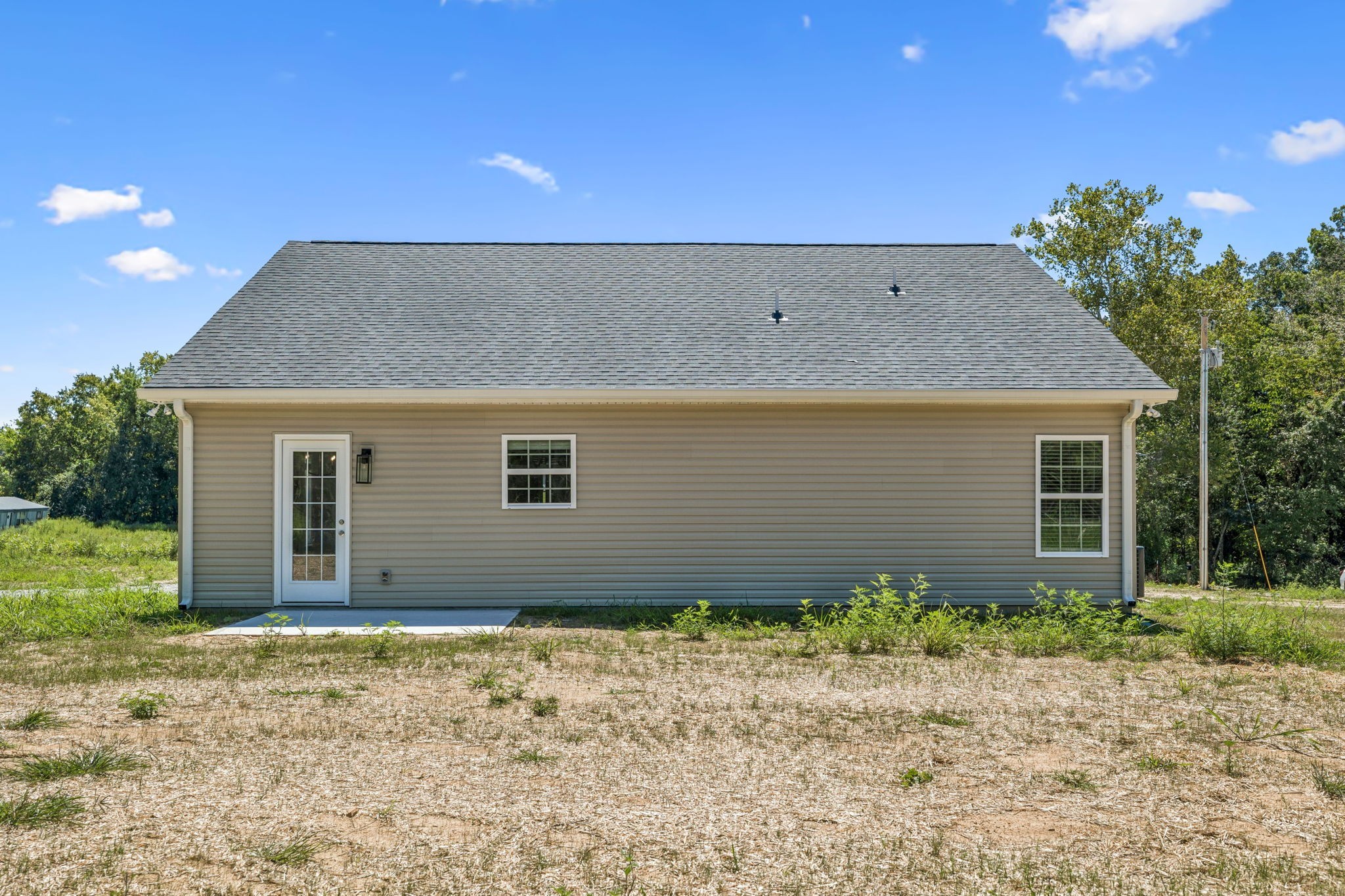 146 Old Brick Church Road Estill Springs, TN 37330 - Photo 43 of 44 a backyard of a house