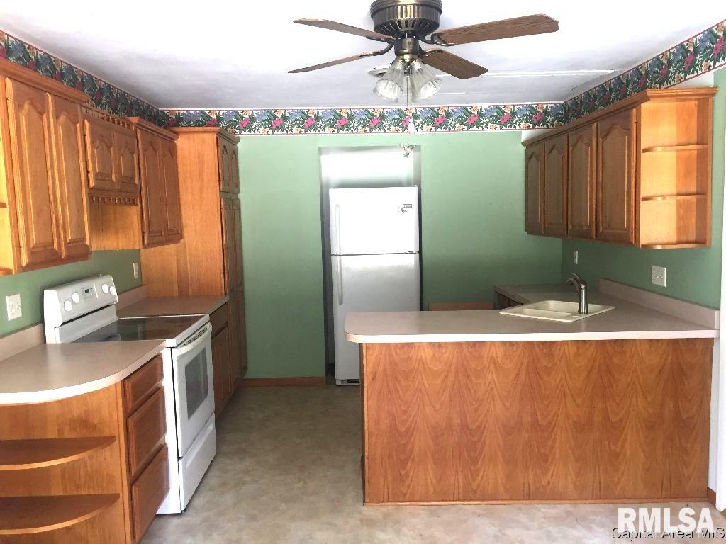 3135 Rita Avenue Springfield, IL 62703 - Photo 13 of 28
