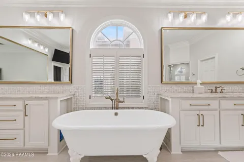 $1,355,000 | 310 Sawgrass Lane, Broussard, LA 70518