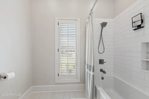 $1,355,000 | 310 Sawgrass Lane, Broussard, LA 70518