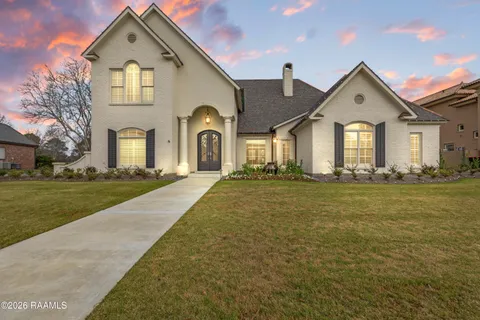 $1,355,000 | 310 Sawgrass Lane, Broussard, LA 70518