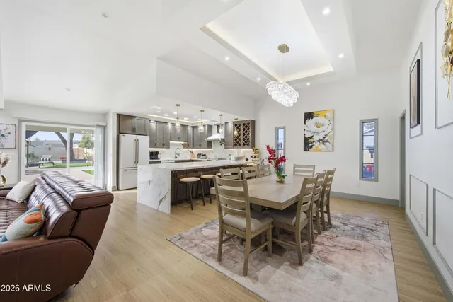 $575,000 | 8043 West Tuckey Lane, Glendale, AZ 85303