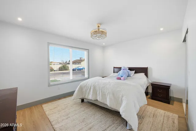 $575,000 | 8043 West Tuckey Lane, Glendale, AZ 85303