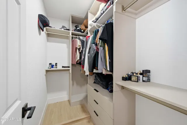 $575,000 | 8043 West Tuckey Lane, Glendale, AZ 85303