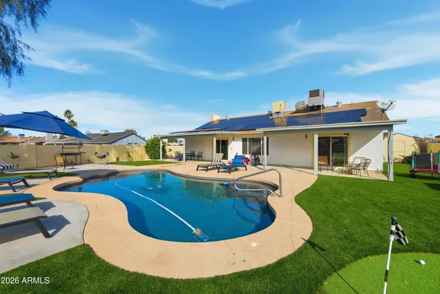 $575,000 | 8043 West Tuckey Lane, Glendale, AZ 85303