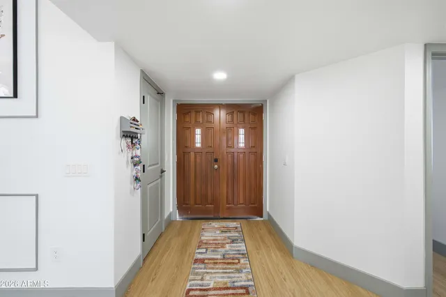 $575,000 | 8043 West Tuckey Lane, Glendale, AZ 85303