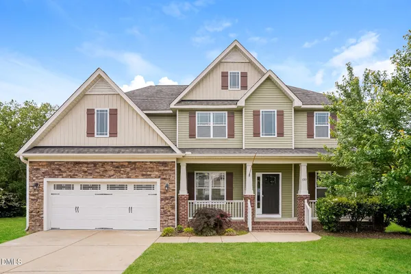 $484,100 | 650 Winding Oak Way, Clayton, NC 27520