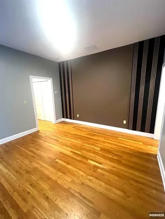 $2,500 | 77-79 Washington Street, Bloomfield, NJ 07003