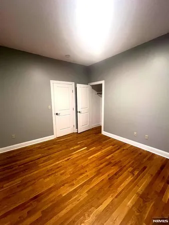 $2,500 | 77-79 Washington Street, Bloomfield, NJ 07003