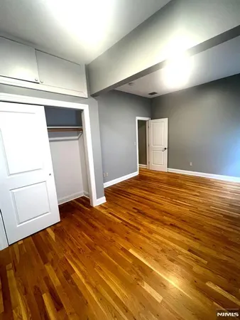 $2,500 | 77-79 Washington Street, Bloomfield, NJ 07003